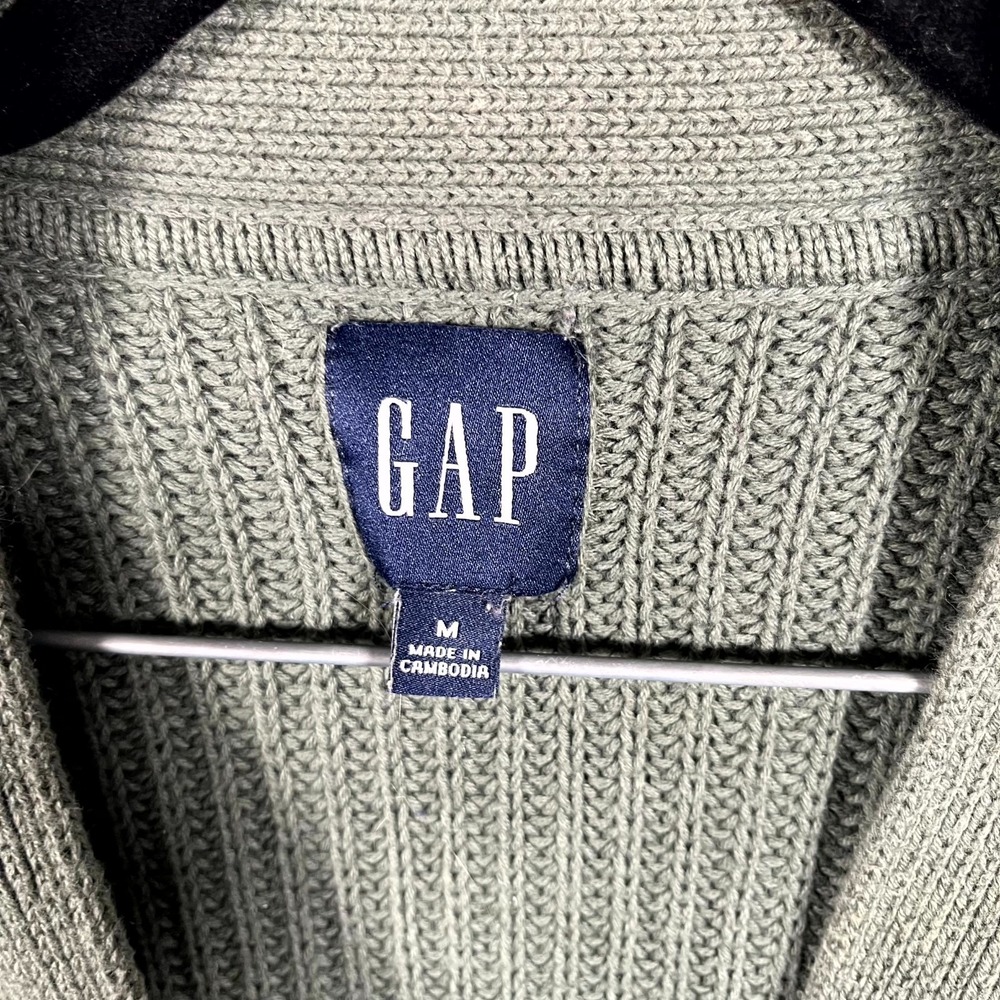 Gap‎ Cardigan Sweater Womens Medium Green Shaker Stitch Pockets Winter Wear - Picture 2 of 6